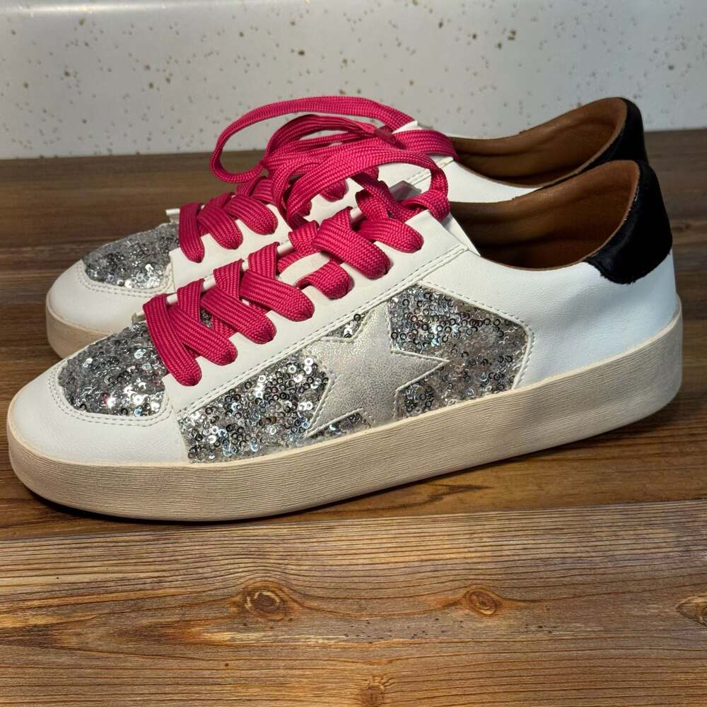 Hey Girl by Corkys Another Round Women’s Size 8 White Silver Sequin Star Sneaker